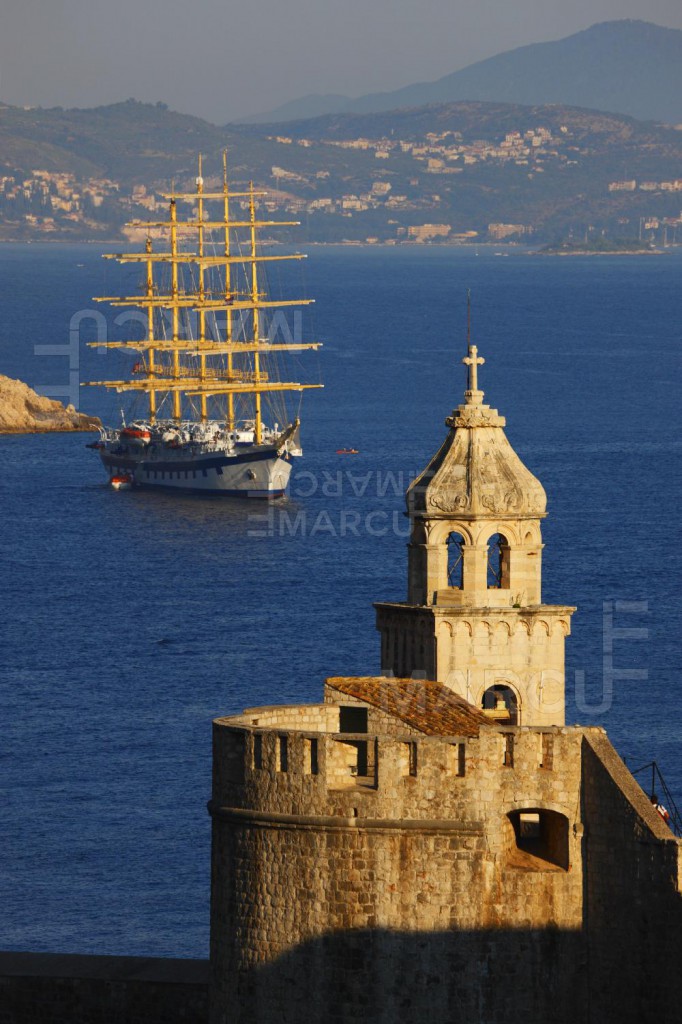 Dubrovnik Cruise ship